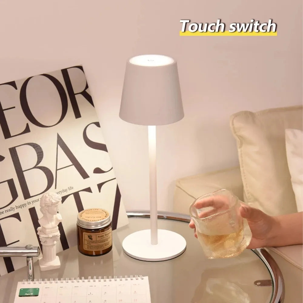Lampe de bureau LED Sans Fil : ajoutez une touche de classe à votre espace